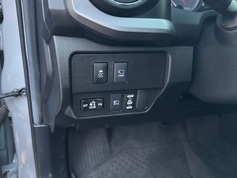 Used 2021 Toyota Tacoma TRD Off-Road w/ TRD Premium Off Road Package image 15