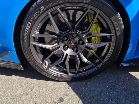 Used 2024 Chevrolet Corvette Z06 w/ Z07 Performance Package image 27