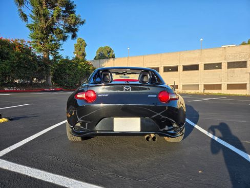 Used 2017 MAZDA MX-5 Miata RF Club w/ Brembo/BBS Package image 15
