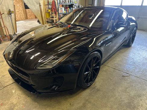 Used 2018 Jaguar F-TYPE Coupe image 4