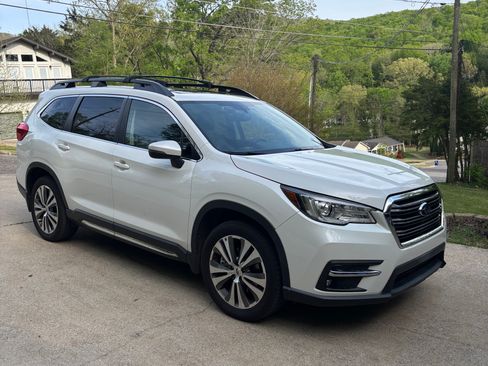 Used 2020 Subaru Ascent Limited w/ Technology Package image 1