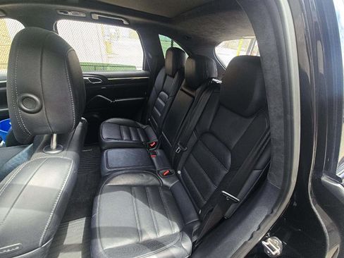 Used 2015 Porsche Cayenne S AWD/4WD image 13