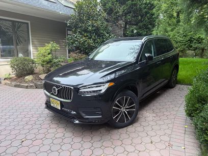 Used 2020 Volvo XC90 T6 Momentum