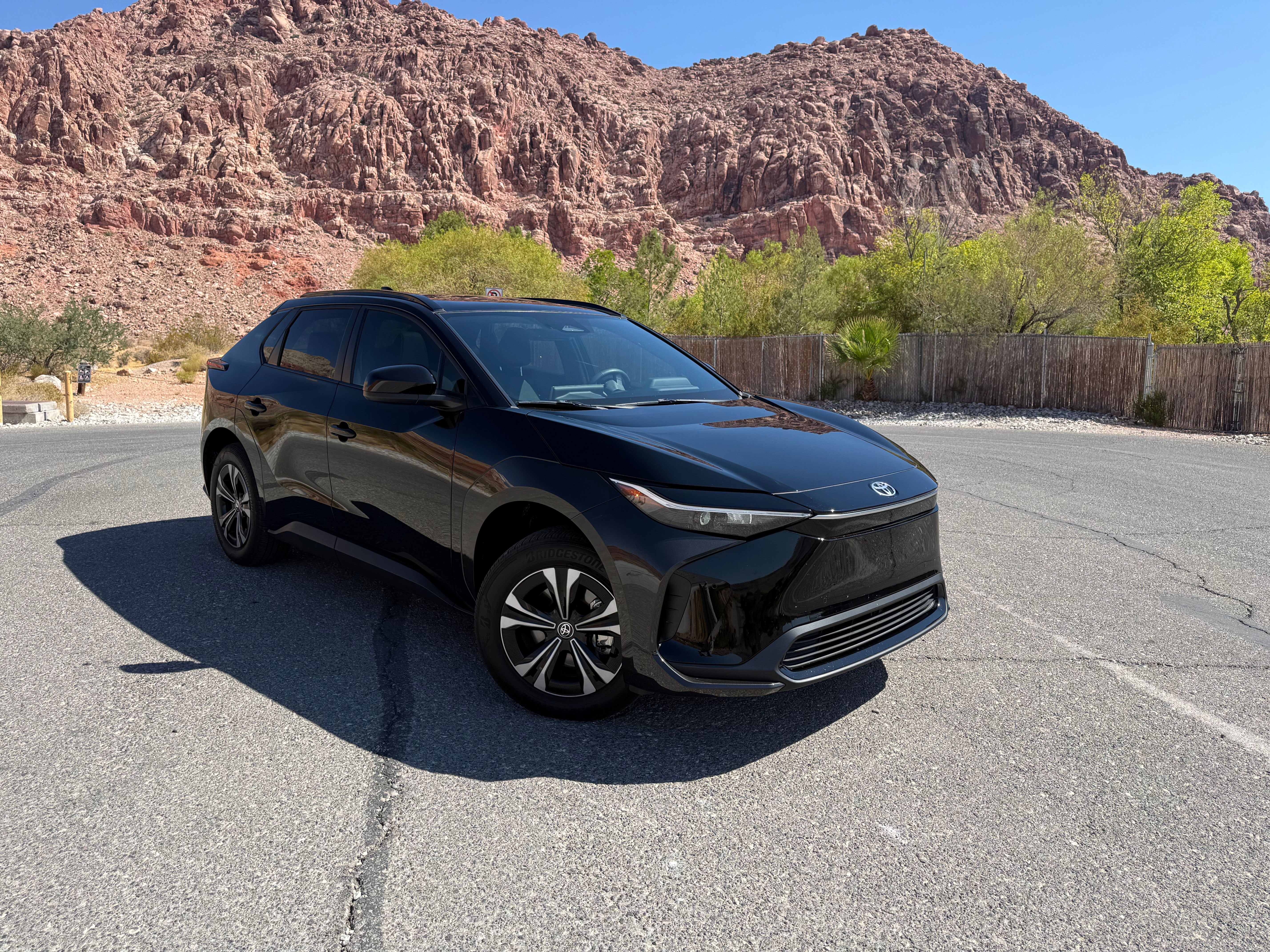 Used 2025 Toyota bZ4X AWD w/ Weather Package image 1