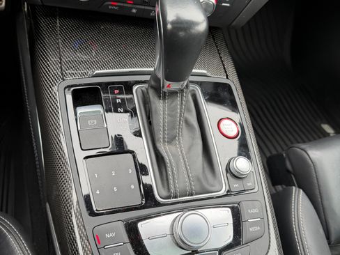 Used 2017 Audi S6 Prestige w/ S6 Sport Package image 18