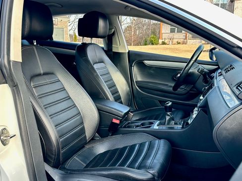 Used 2015 Volkswagen CC R-Line image 21
