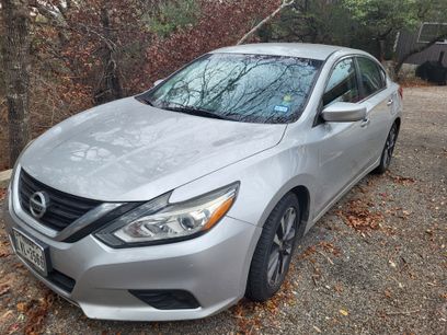 Used 2017 Nissan Altima 2.5 SV