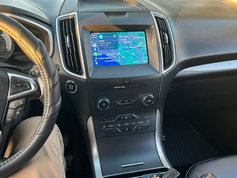 Used 2020 Ford Edge SEL AWD/4WD image 5