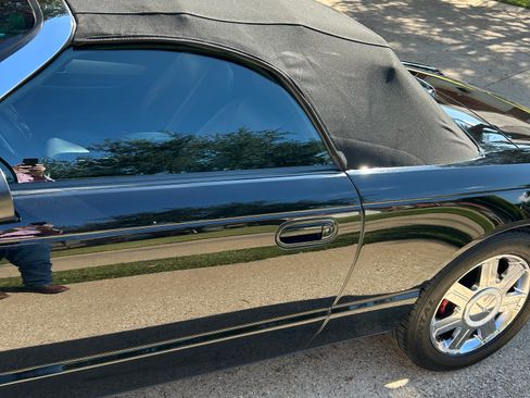 Used 2005 Ford Thunderbird Deluxe image 6