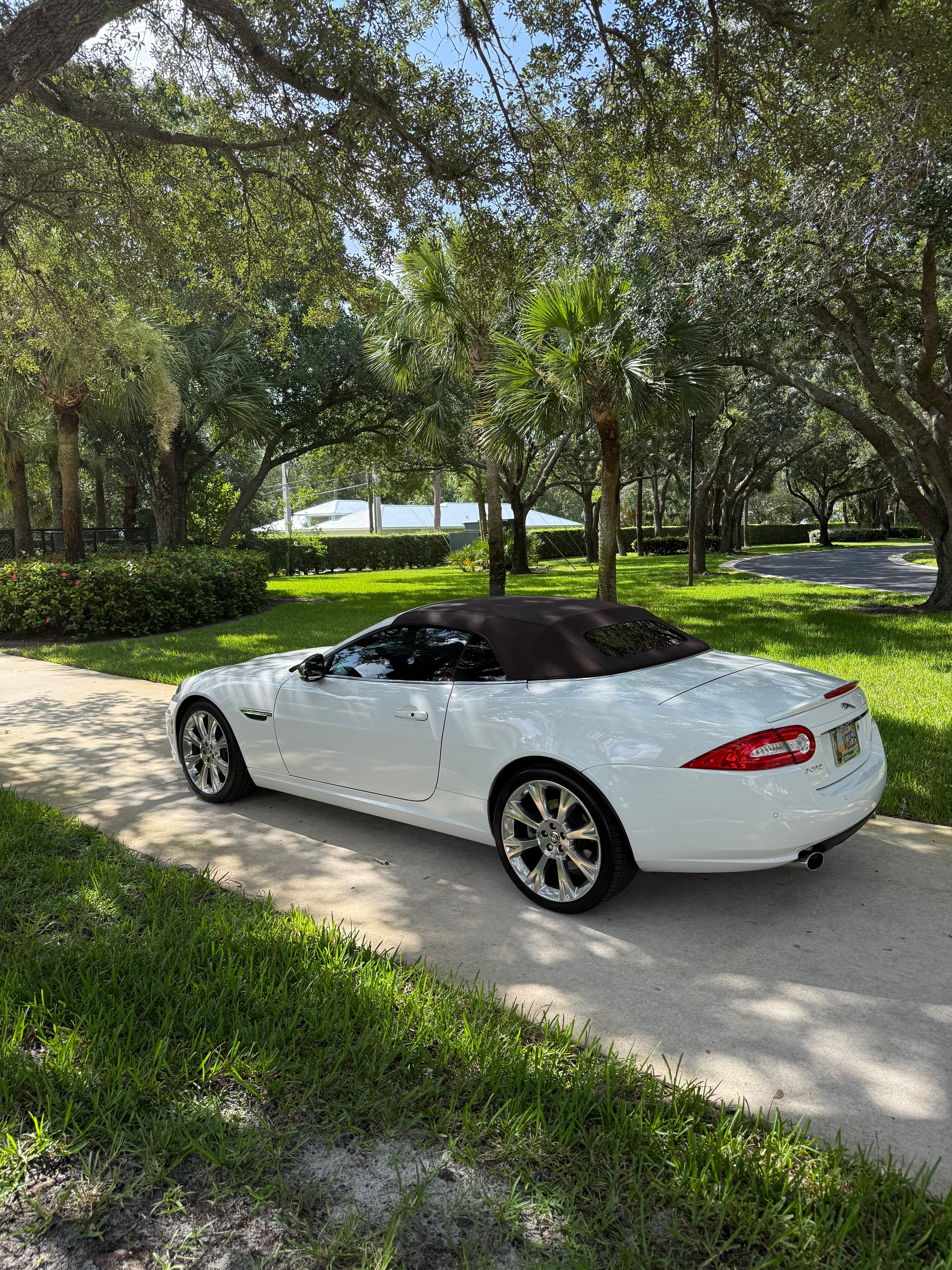 Used 2014 Jaguar XK Convertible RWD image 12