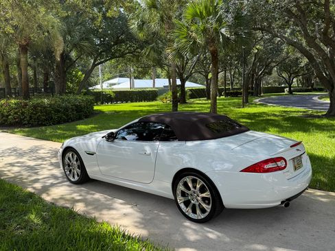 Used 2014 Jaguar XK Convertible RWD image 12