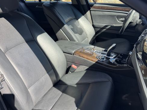 Used 2013 BMW 528i xDrive Sedan image 8