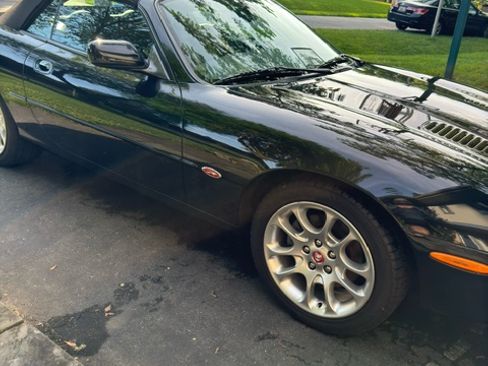 Used 2000 Jaguar XK8 Convertible image 10