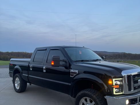 Used 2008 Ford F250 Lariat image 5