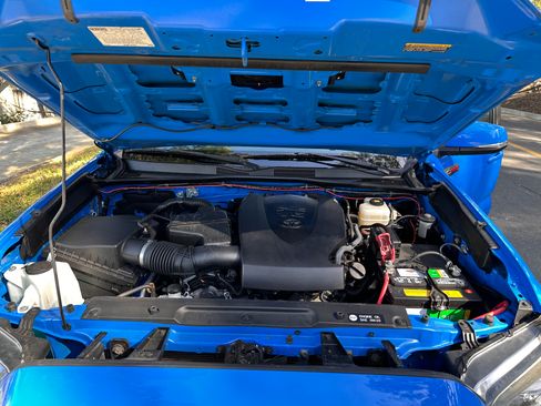 Used 2019 Toyota Tacoma TRD Pro AWD/4WD image 15