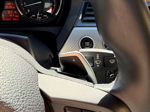 Used 2016 BMW Z4 sDrive35i RWD image 17