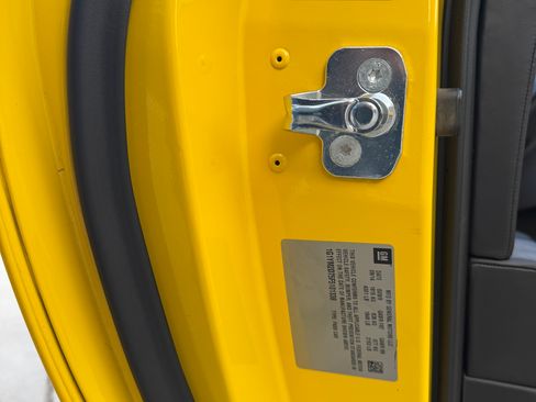 Used 2015 Chevrolet Corvette Stingray Coupe w/ 3LT Preferred Equipment Group image 13