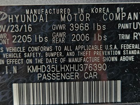 Used 2017 Hyundai Elantra GT image 13