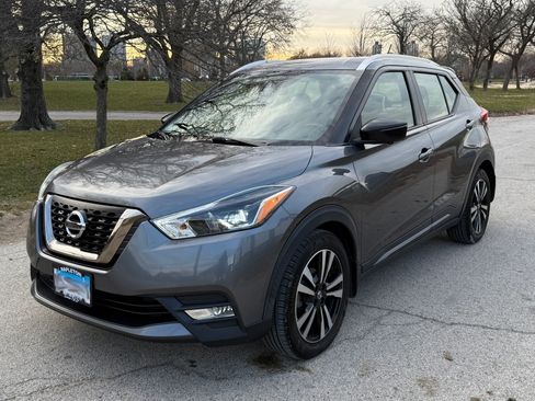 Used 2019 Nissan Kicks SR w/ SR Premium Package image 1