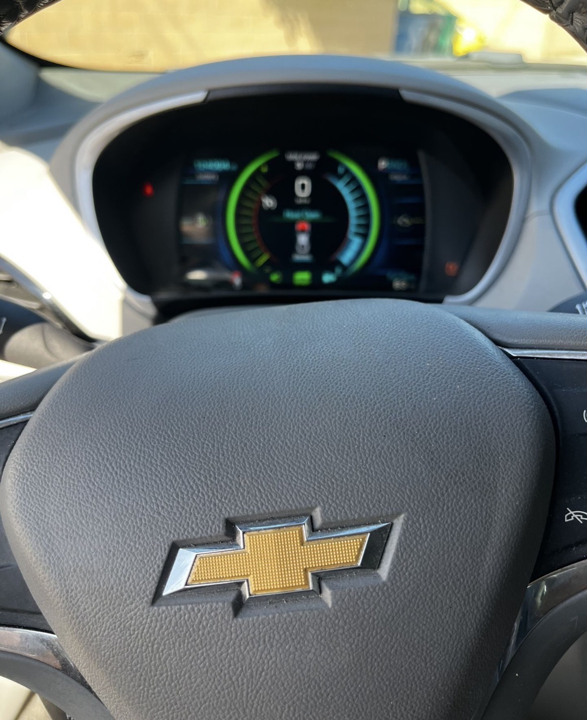 Used 2017 Chevrolet Volt LT w/ Comfort Package FWD image 8