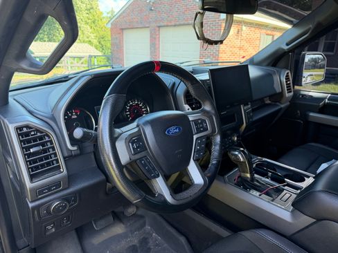 Used 2020 Ford F150 Raptor w/ Equipment Group 802A Luxury AWD/4WD image 10