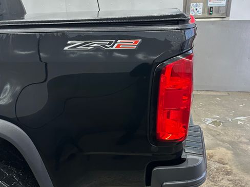 Used 2017 Chevrolet Colorado ZR2 image 14