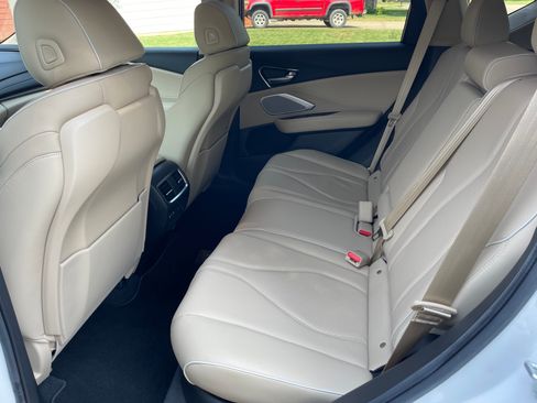 Used 2024 Acura RDX SH-AWD w/ Advance Package image 9