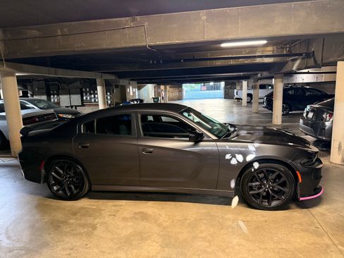 Used 2020 Dodge Charger GT w/ Blacktop Package RWD image 5