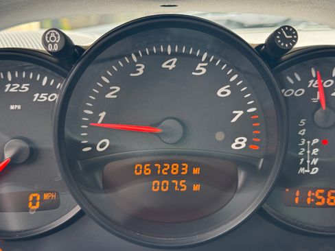 Used 2004 Porsche Boxster image 11