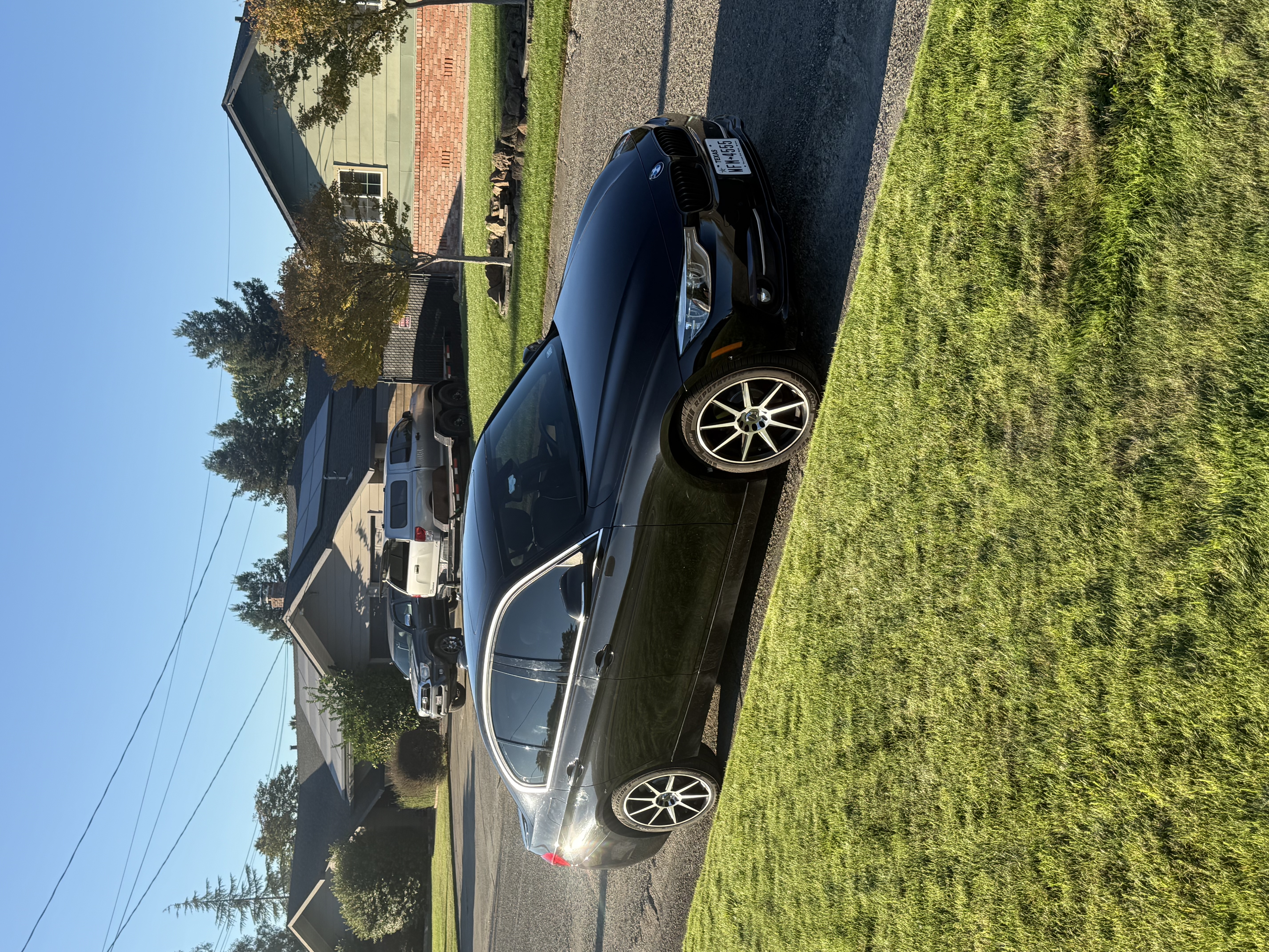 Used 2017 BMW 328d xDrive Sedan AWD/4WD image 1