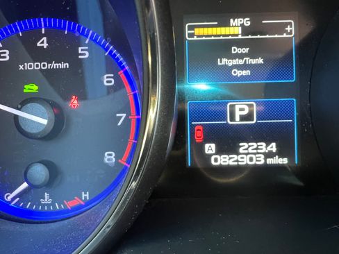 Used 2015 Subaru Outback 2.5i Limited AWD/4WD image 6
