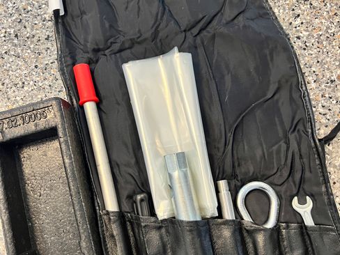 Used 2001 Porsche 911 Cabriolet image 18