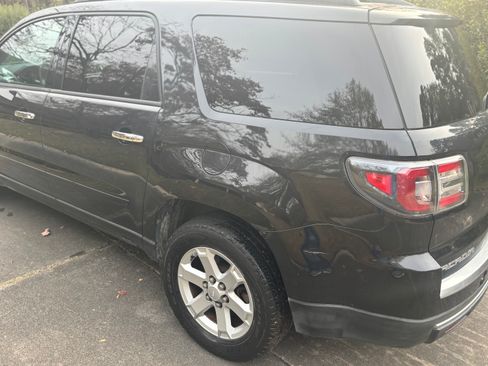 Used 2013 GMC Acadia SLE image 6