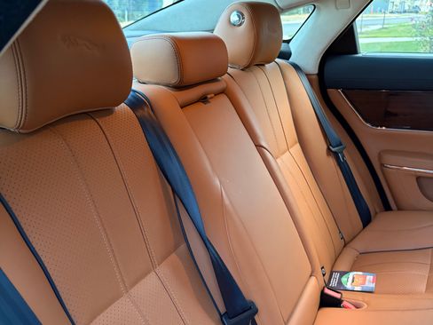 Used 2015 Jaguar XJ L Portfolio AWD/4WD image 13