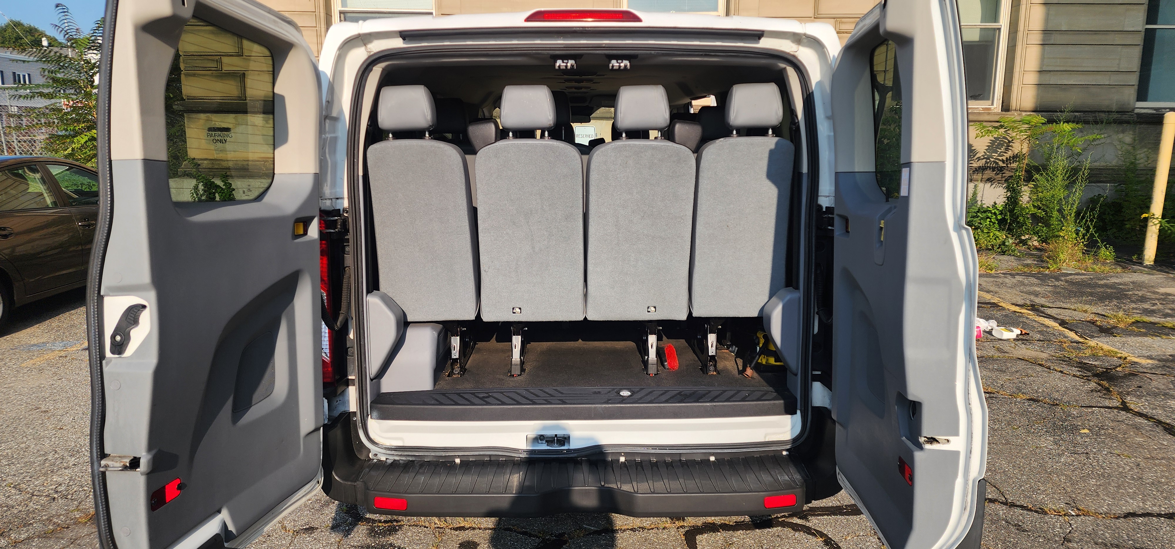 Used 2016 Ford Transit 350 XL RWD image 5