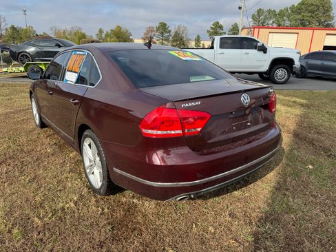 Used 2013 Volkswagen Passat TDI SEL Premium image 8
