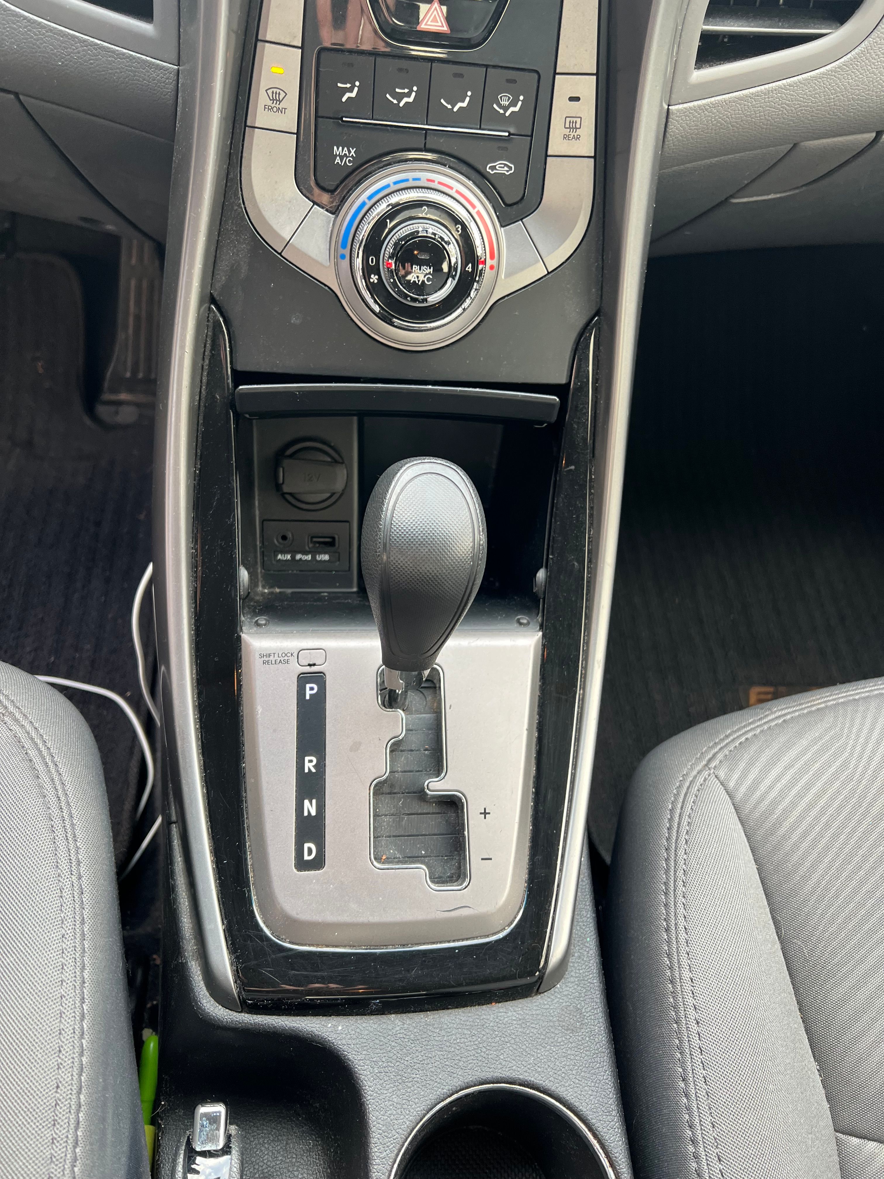 Used 2013 Hyundai Elantra GLS FWD image 17