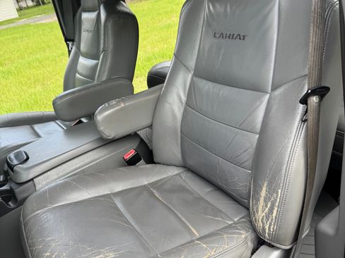 Used 2003 Ford F250 Lariat AWD/4WD image 11