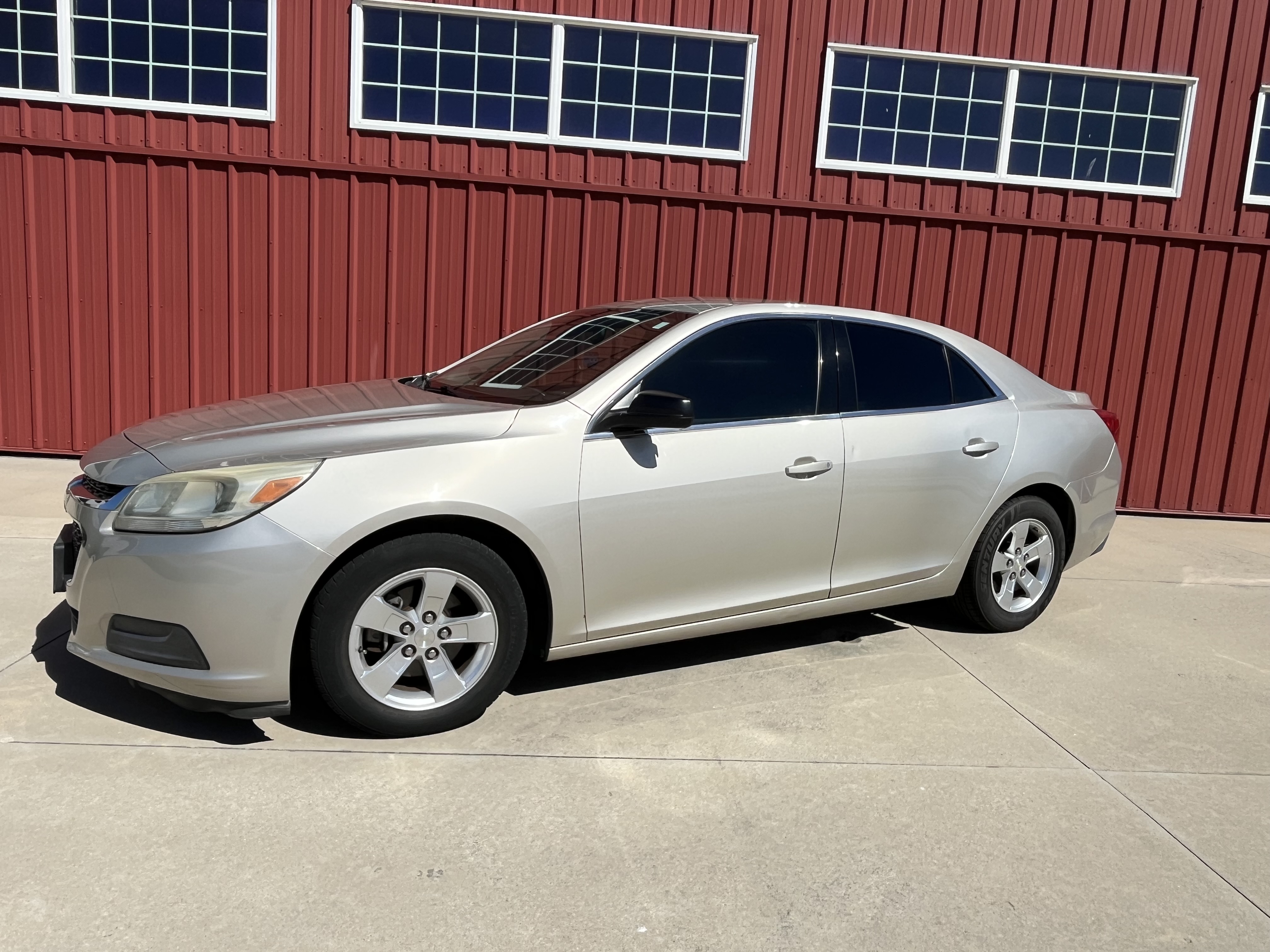 Used 2015 Chevrolet Malibu LS FWD image 1