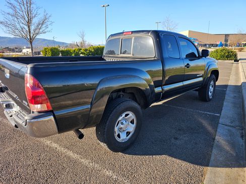 Used 2006 Toyota Tacoma 4x4 Access Cab image 12