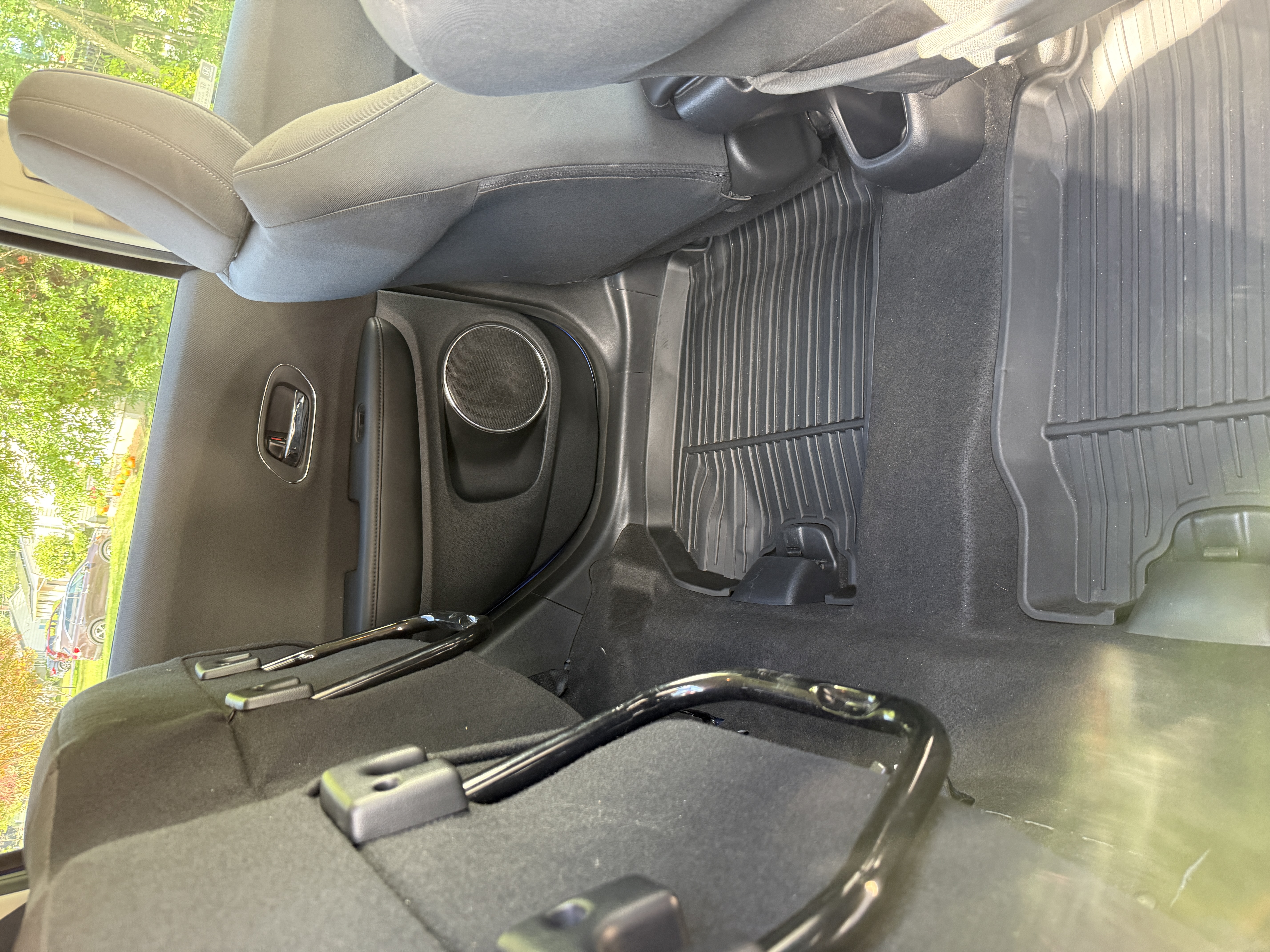 Used 2019 Honda HR-V EX image 8