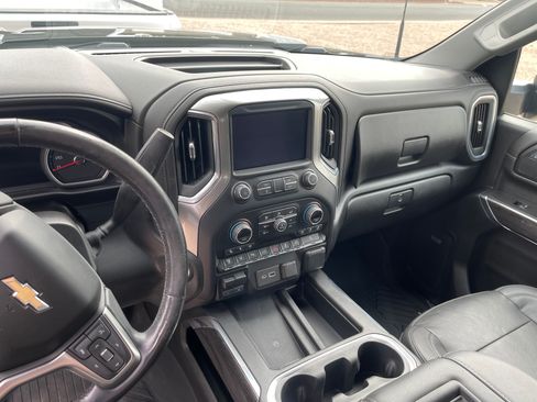 Used 2021 Chevrolet Silverado 2500 LTZ w/ LTZ Premium Package image 11