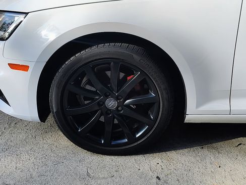 Used 2019 Audi A4 2.0T Premium w/ Convenience Package image 2