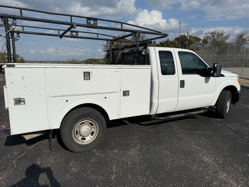 Used 2012 Ford F250 XL image 2