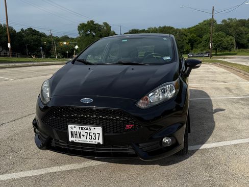 Used 2017 Ford Fiesta ST w/ ST Recaro Package FWD image 11