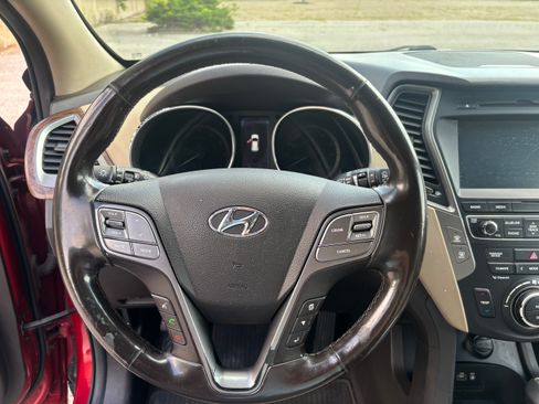 Used 2018 Hyundai Santa Fe Sport w/ 2.4L Tech Package 04 AWD/4WD image 13
