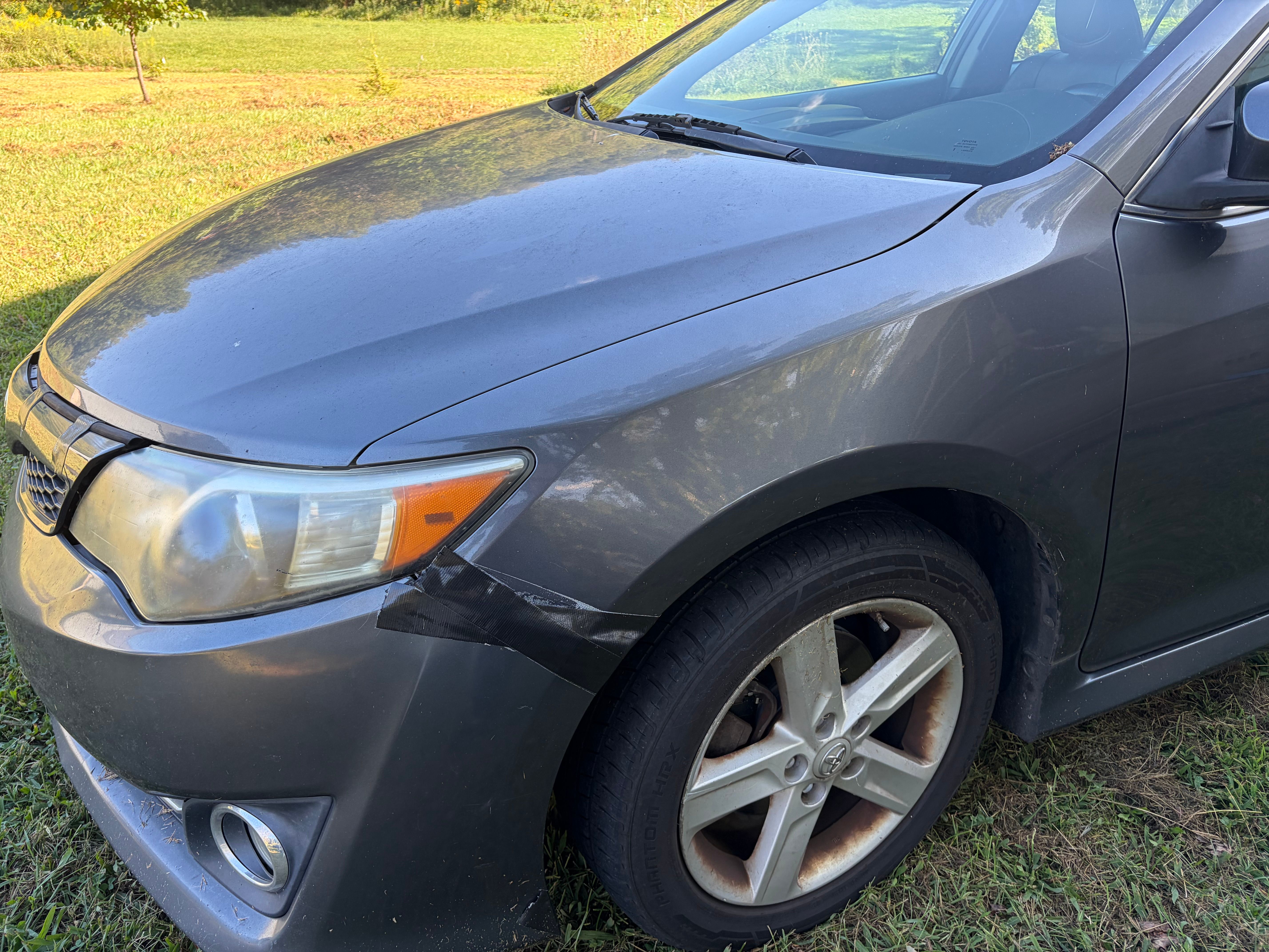 Used 2013 Toyota Camry SE FWD image 16