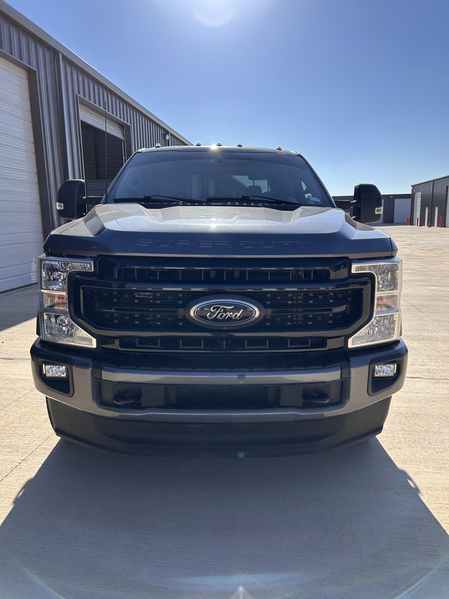 Used 2022 Ford F250 XLT w/ Black Appearance Package AWD/4WD image 2