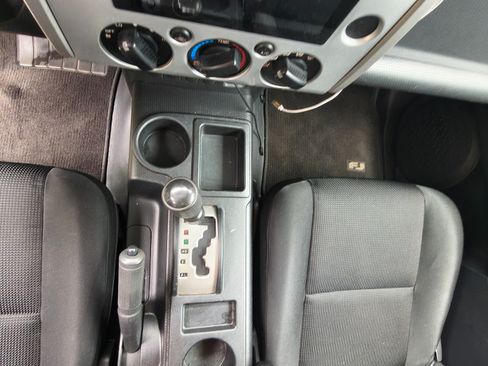 Used 2011 Toyota FJ Cruiser 2WD w/ TRD Sport Pkg image 21