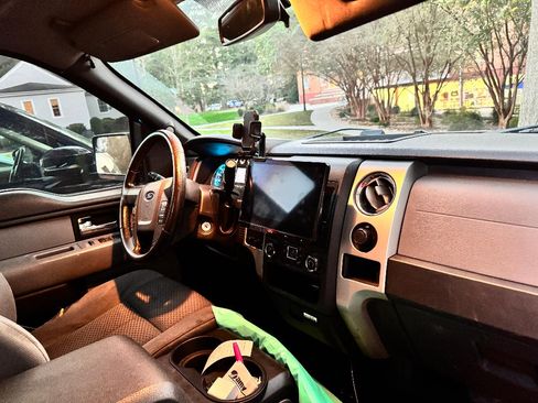 Used 2013 Ford F150 XLT w/ Luxury Equipment Group AWD/4WD image 10